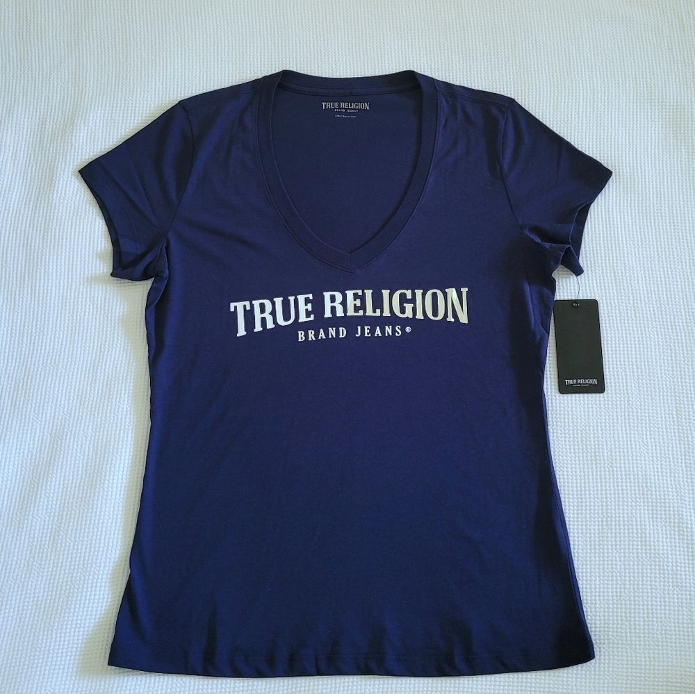 True Religion🙏 Split V-Neck Tee💙 - NWT - Picture 8 of 16